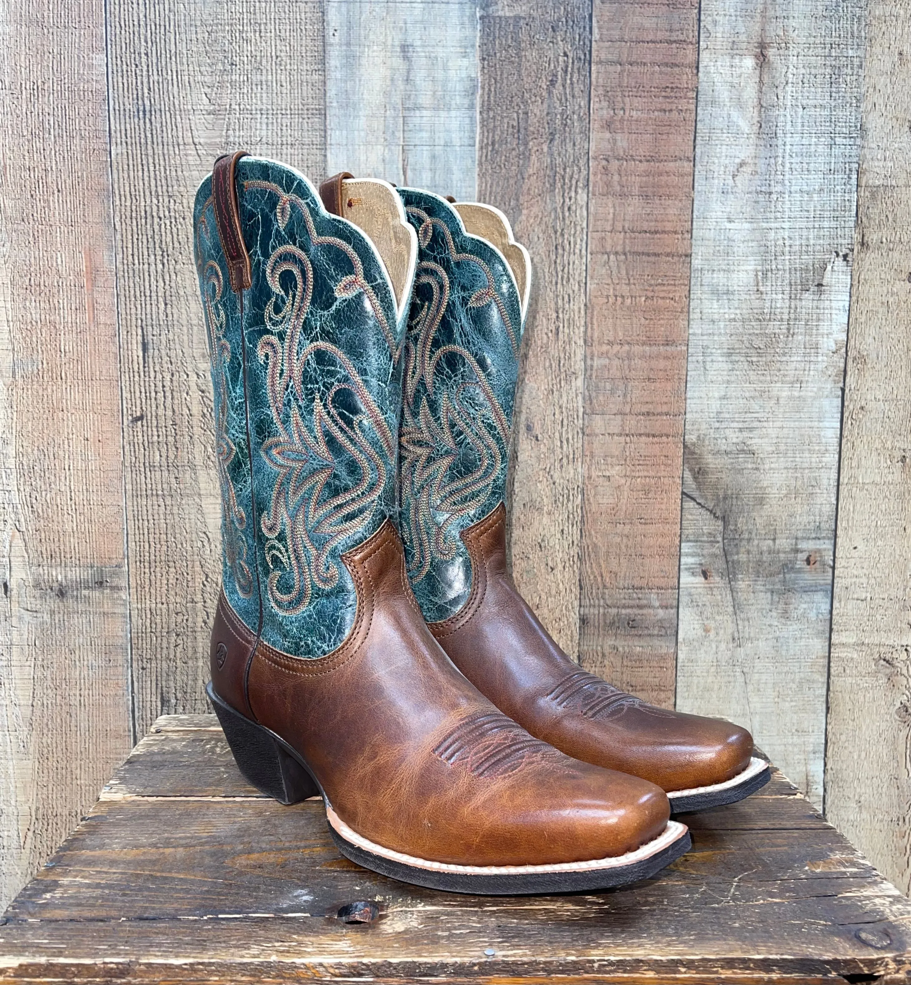 Ariat Legend Vintage Western Boots - Chestnut