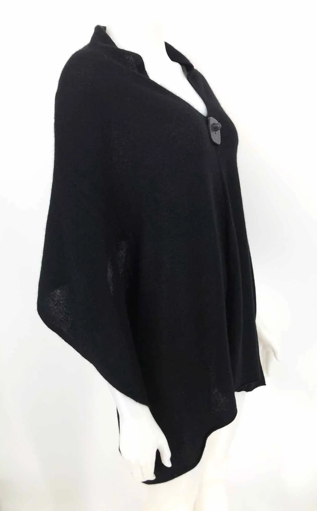 CLAUDIA NICHOLE Black Cashmere Poncho Size One Size (M) Sweater