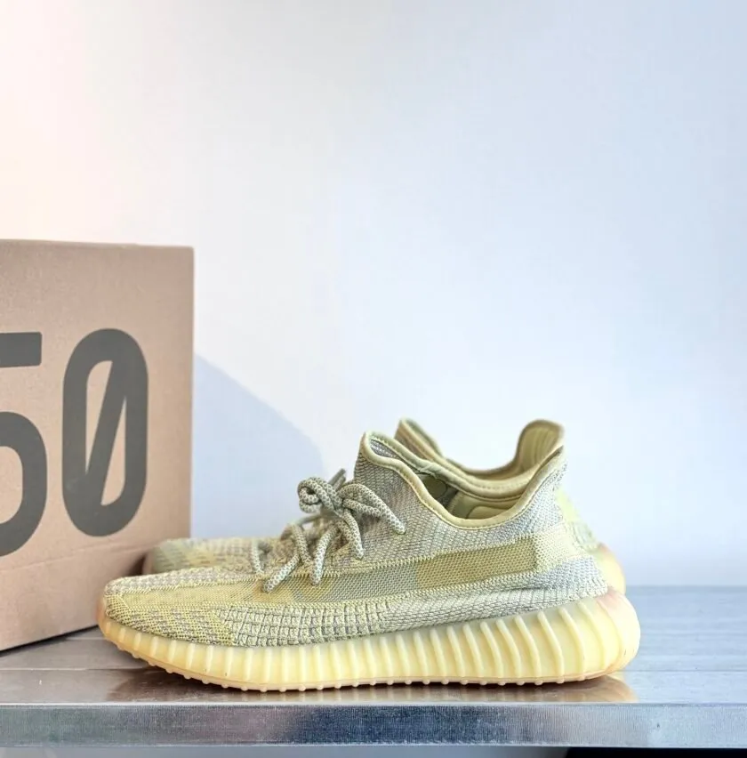 Preowned – Adidas Yeezy Boost 350 V2 Antlia NR UK10 / US10.5 