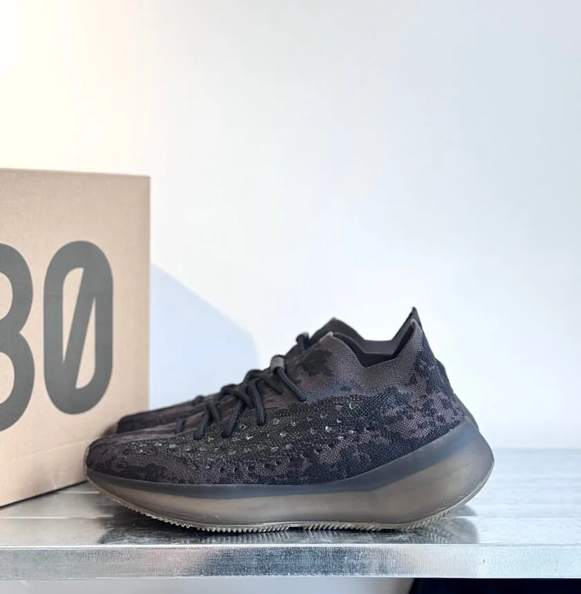 Preowned – Adidas Yeezy Boost 380 Onyx UK10 / US10.5 