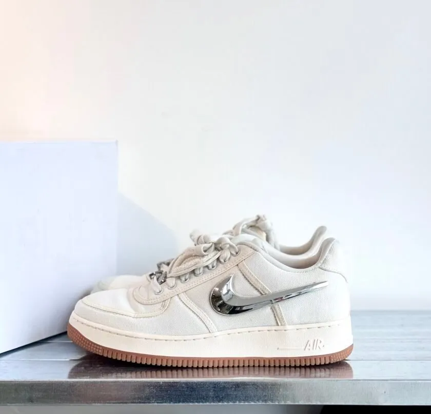 Preowned – Nike x Travis Scott AF1 Low Sail UK7.5 / US8.5 