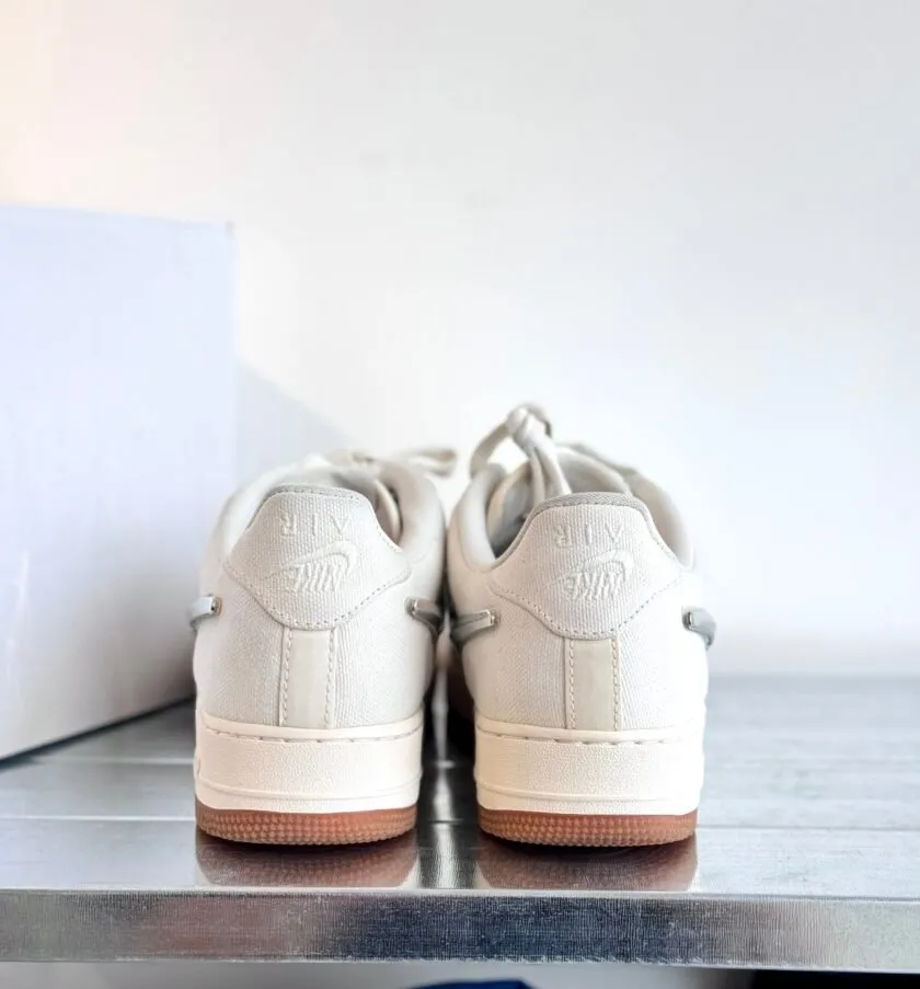 Preowned – Nike x Travis Scott AF1 Low Sail UK7.5 / US8.5 