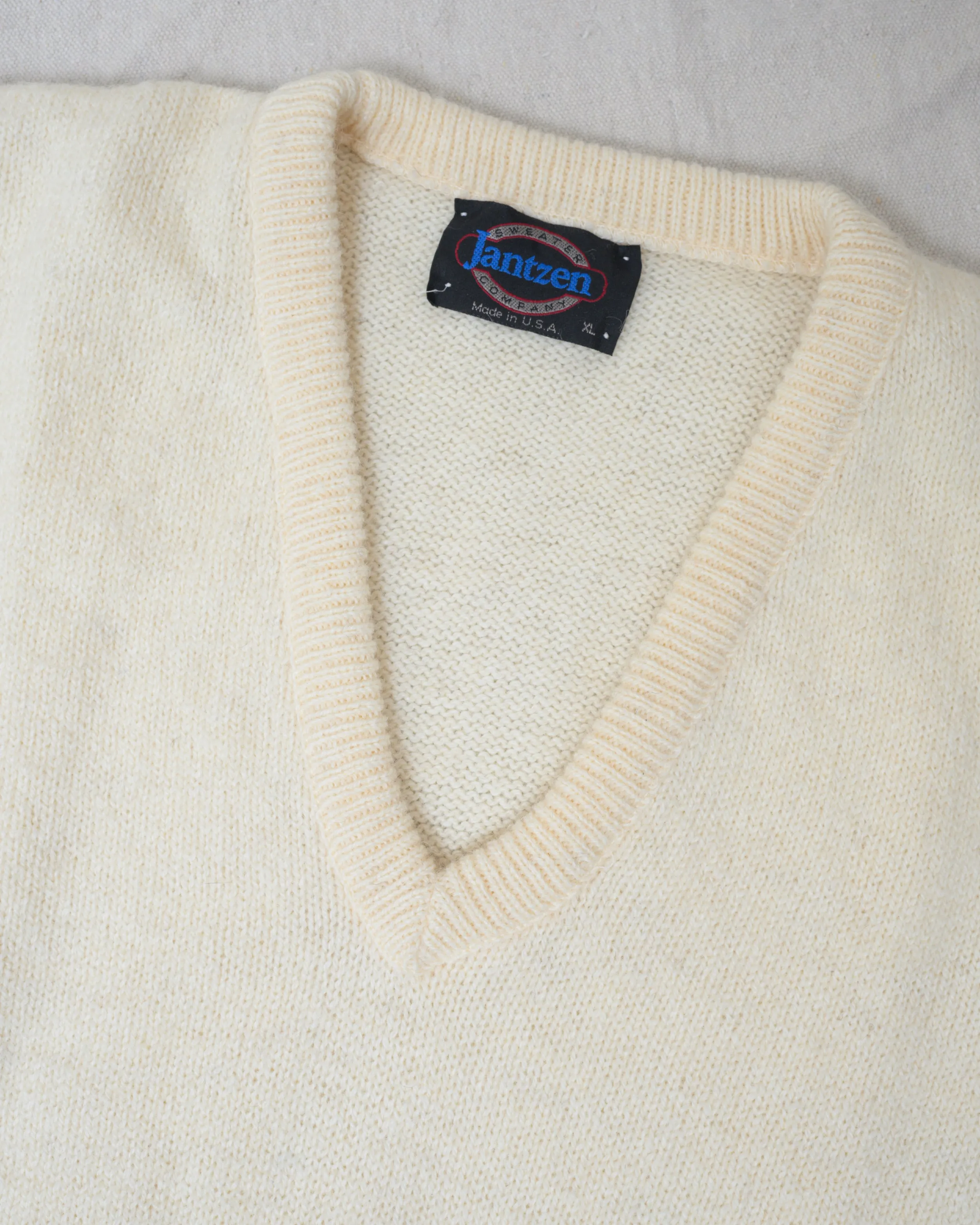 Vintage Cream Oversized Wool Sweater Vest (S-L)